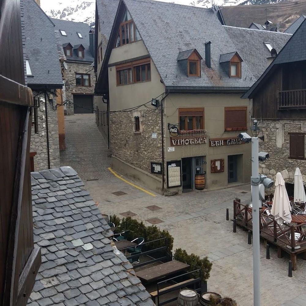 Hotel SNÖ Mont Romies Salardú Exterior foto