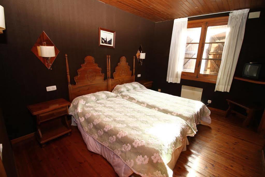 Hotel SNÖ Mont Romies Salardú Exterior foto